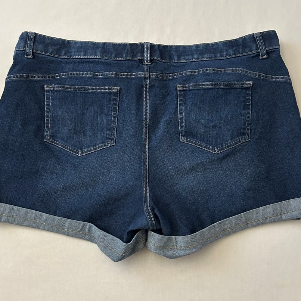 Terra & Sky Medium Wash Cuff Short Cotton/Poly/Rayon/Spandex Size 22W - Picture 2 of 10